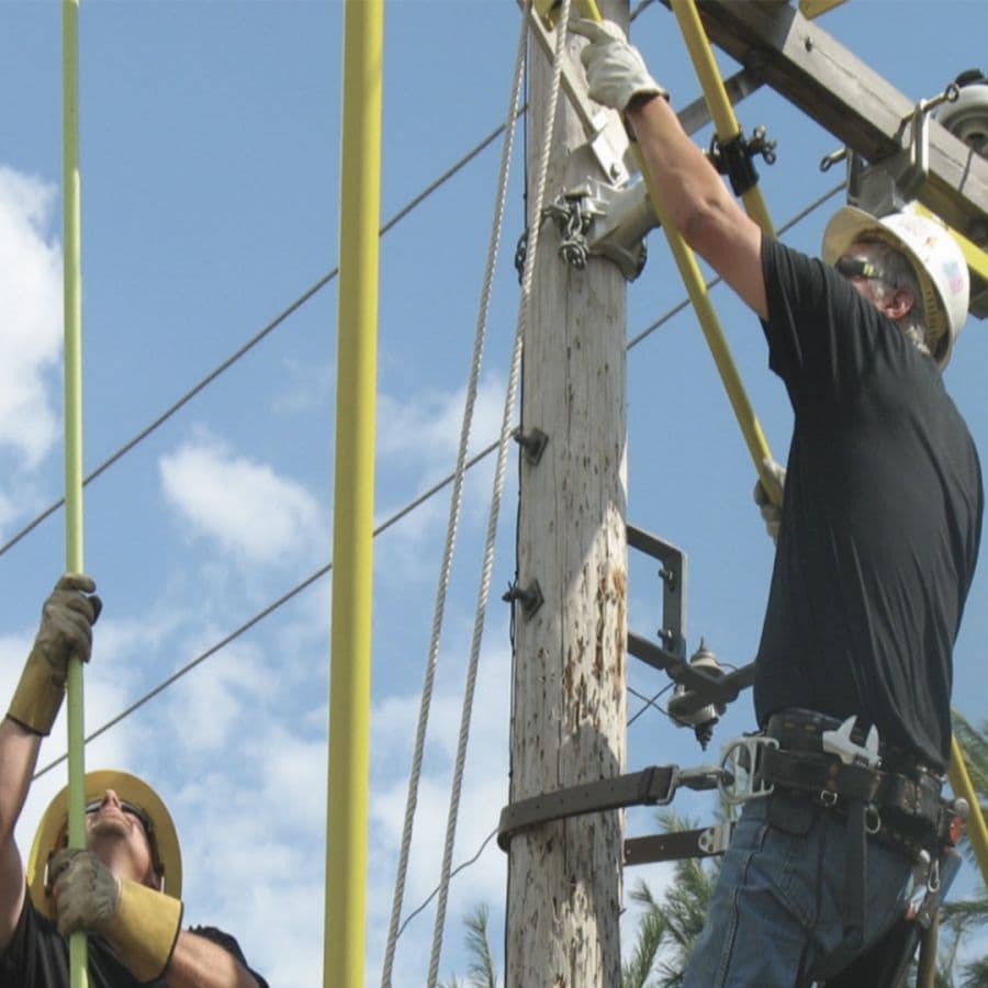 Ratchet plus hotstick can equal danger for linemen