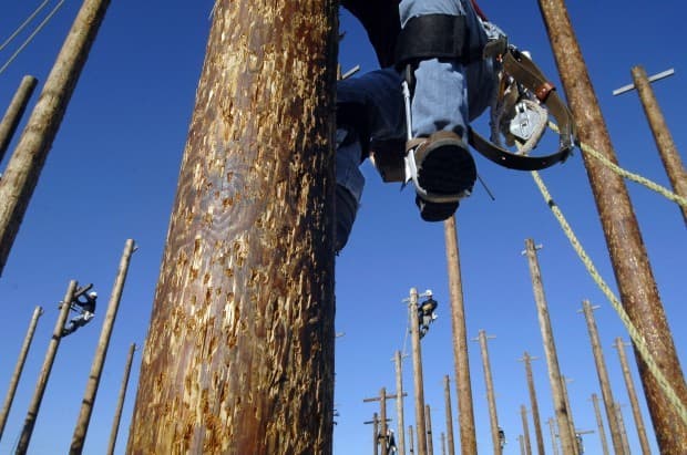 Spotlight on Bismarck State College Lineman Program