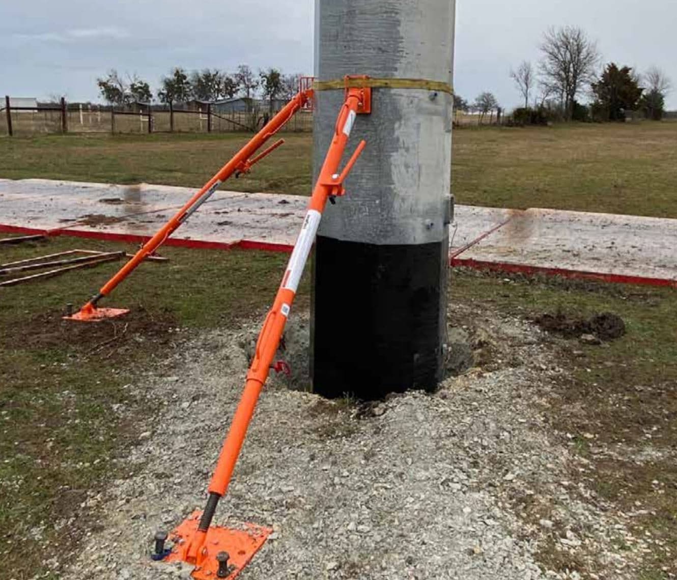 Unique stabilization system for transmission crews