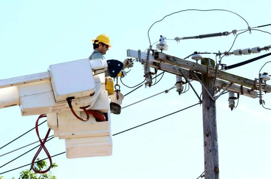 Lineman in Connecticut