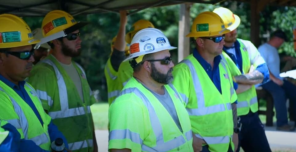 entry level lineman jobs